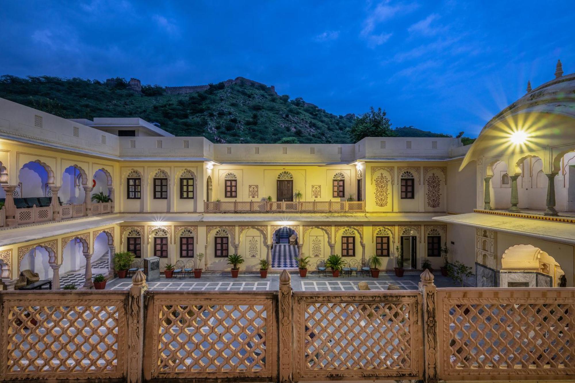 Dhulagarh Heritage Palace Hotel Near Jaipur Bānskhoh エクステリア 写真