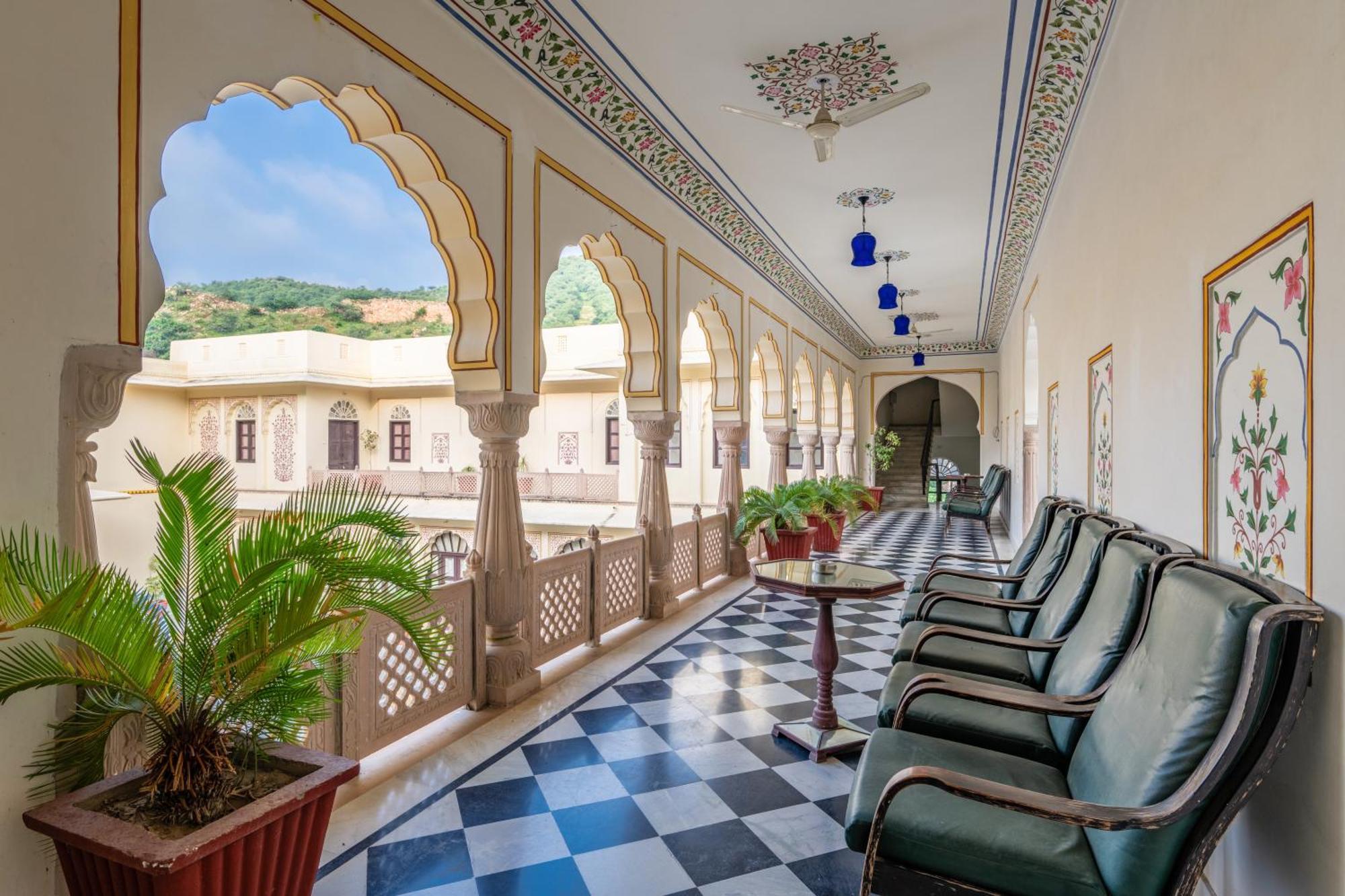 Dhulagarh Heritage Palace Hotel Near Jaipur Bānskhoh エクステリア 写真