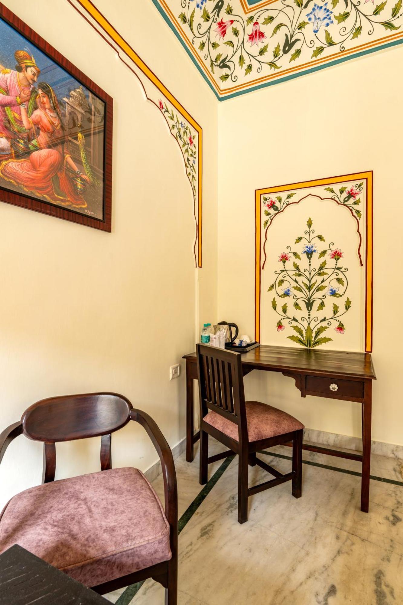 Dhulagarh Heritage Palace Hotel Near Jaipur Bānskhoh エクステリア 写真