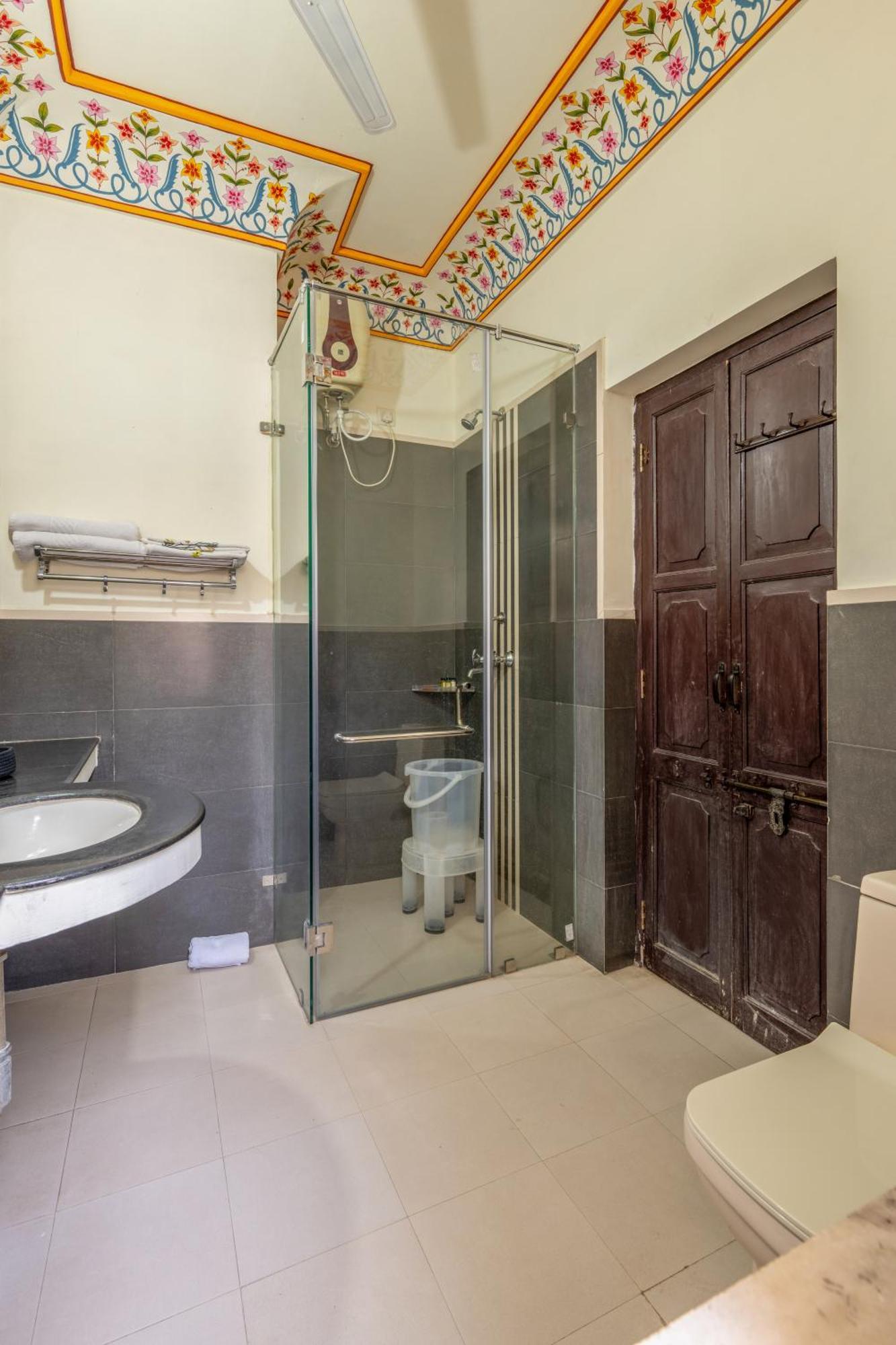 Dhulagarh Heritage Palace Hotel Near Jaipur Bānskhoh エクステリア 写真