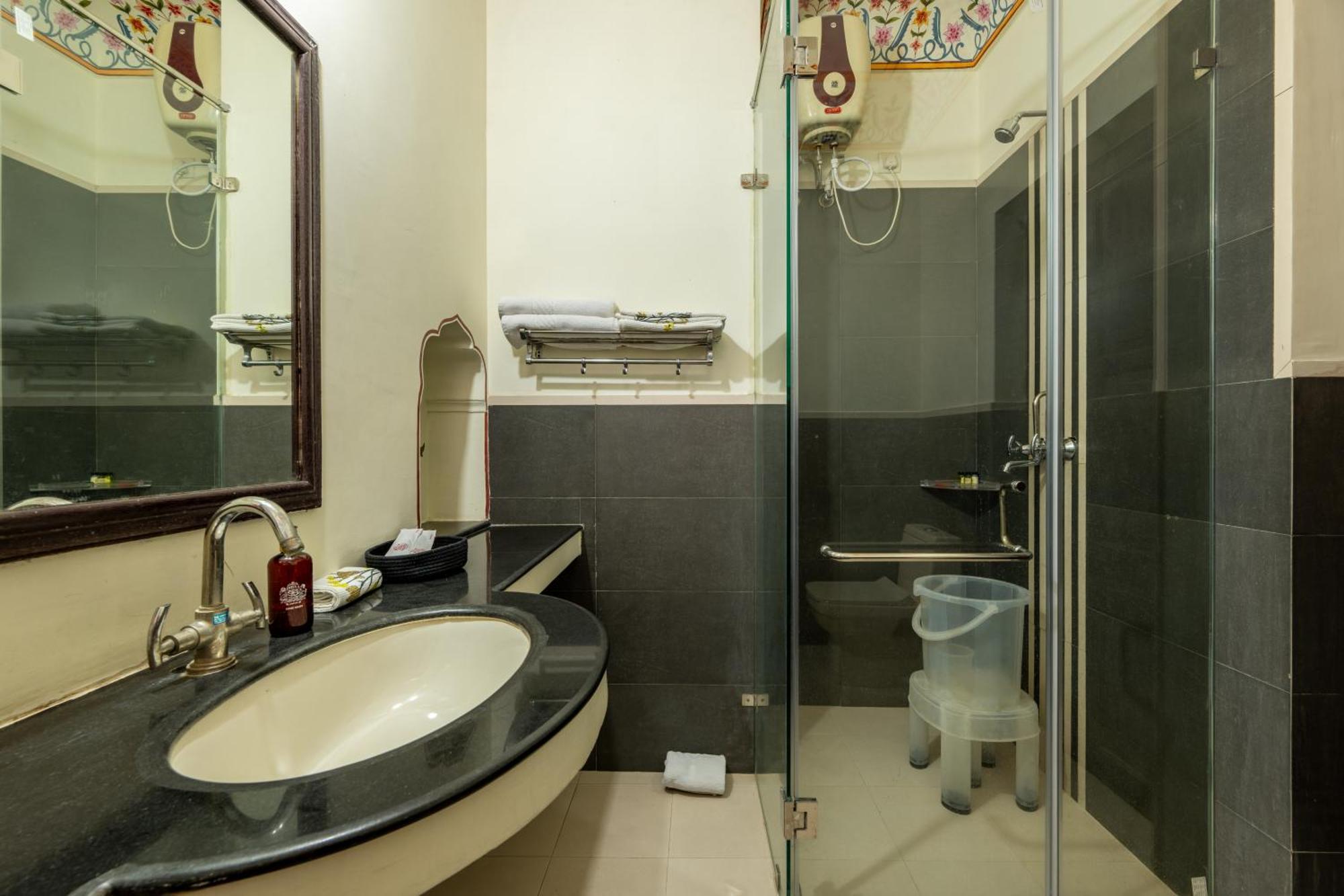 Dhulagarh Heritage Palace Hotel Near Jaipur Bānskhoh エクステリア 写真